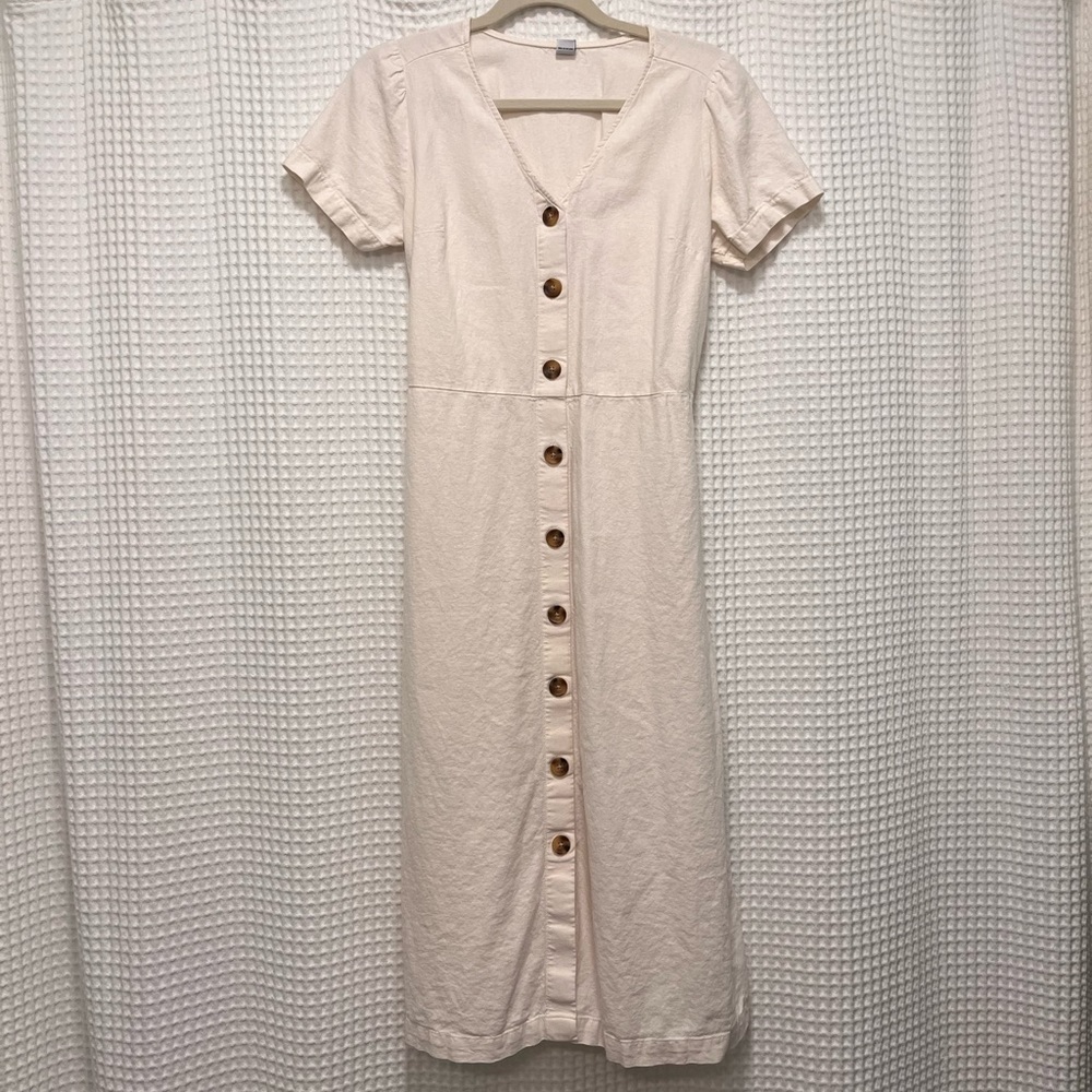 NWOT Old Navy front button midi dress